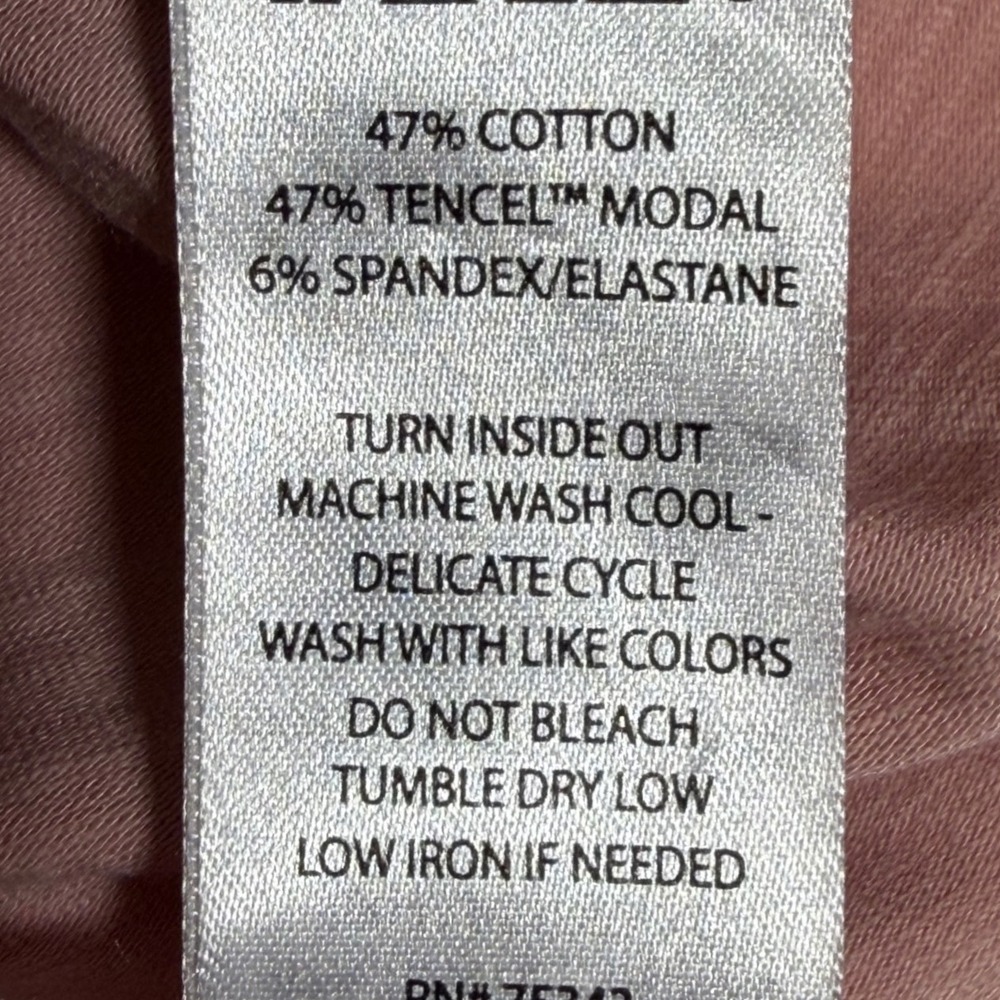 C&C California Slub Knit V-Neck Tee Dusty Rose Pink Boho Minimalist Large - Picture 8 of 8